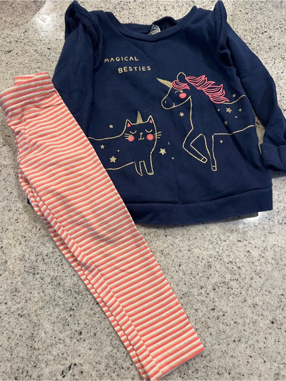 Adorable toddler girl outfit set 2T
